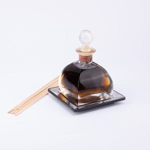 طقم موزع عطور برائحة البرتقال المر من أغراريا. متوسط الحجم