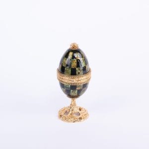 Kingspoint Designs. Black Beauty Egg-Shaped Box. Medium Size