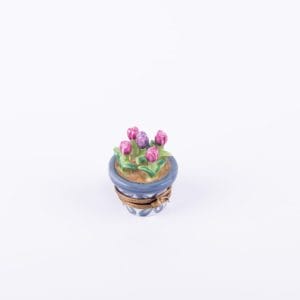 Chamart Exclusives. Blue Limoge Porcelain Box with Tulip Bouquet