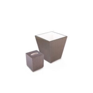 Pacific Connections. Green Lacquer Bathroom Accessories Set. 2 Pieces